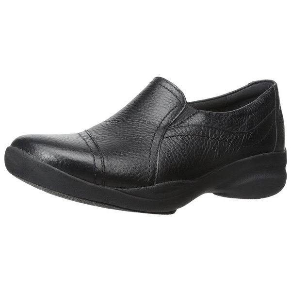 Clarks in motion kick