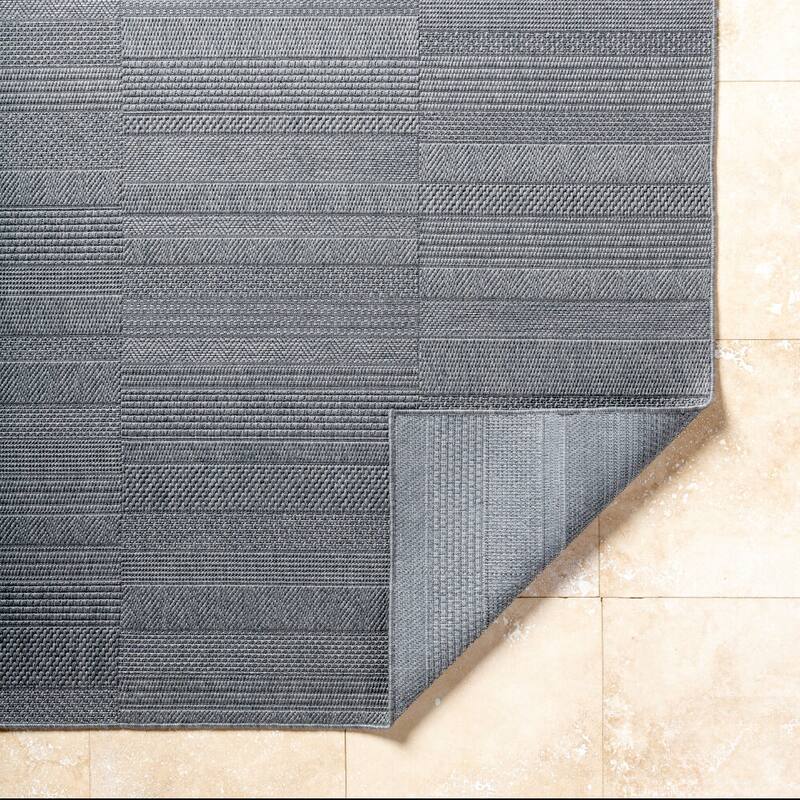 Livabliss Sandra Cottage Indoor/Outdoor Area Rug