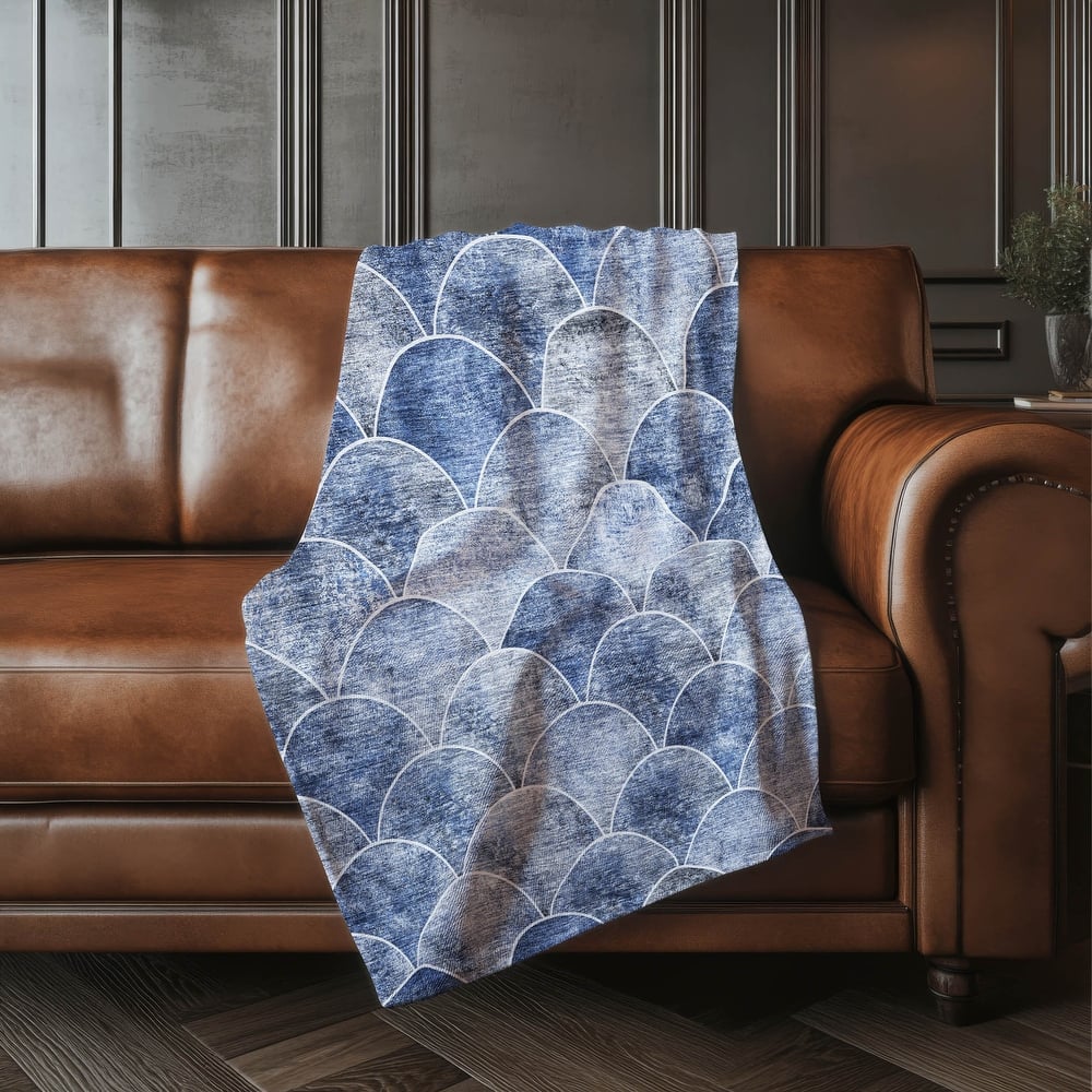 Premium Machine Washable Modern Arches Sherpa Throw Blanket