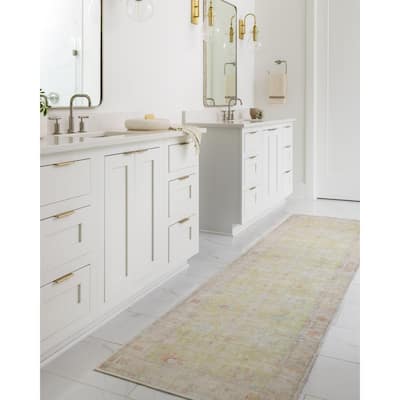 Livabliss Kemer Traditional Floral & Botanical Washable Area Rug