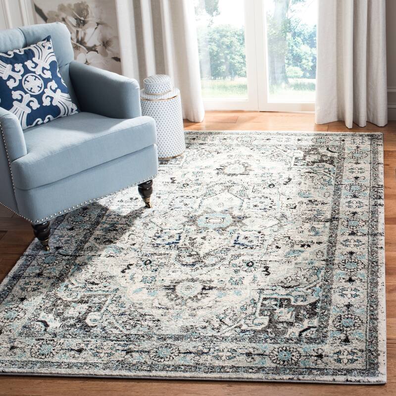 SAFAVIEH Madison Willene Vintage Boho Oriental Medallion Rug - 5'3" x 7'6" - Light Grey/Blue