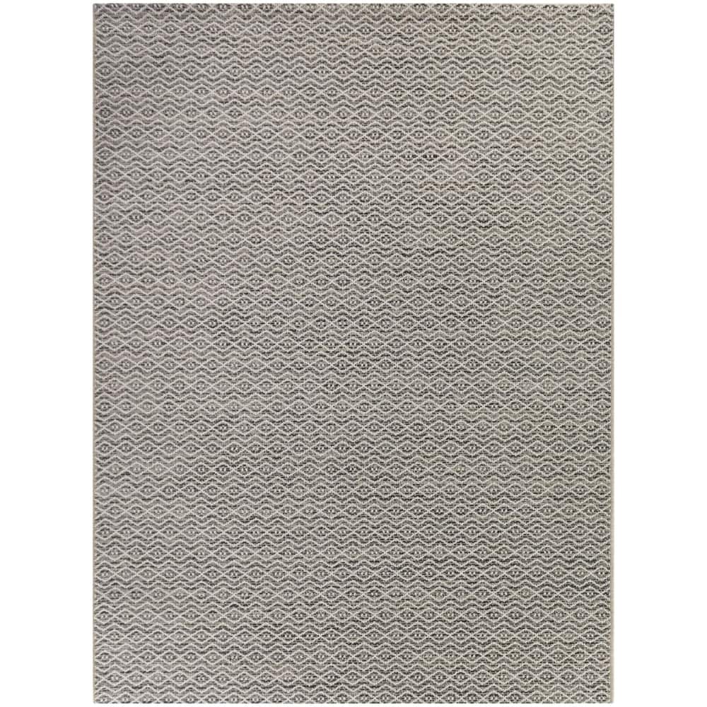 Calista Transitional Diamond Indoor/Outdoor Area Rug