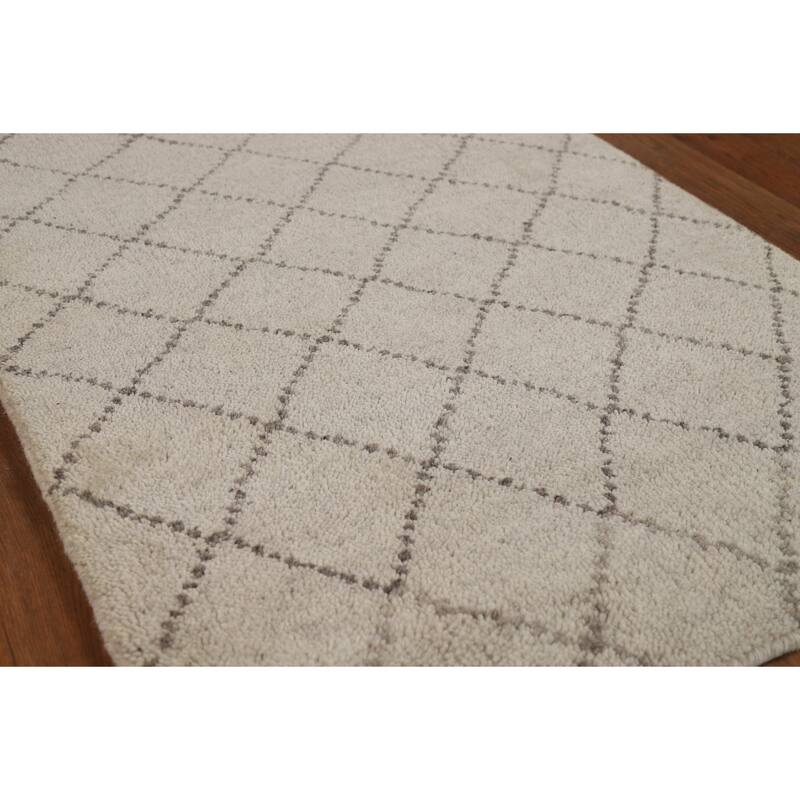 Trellis Moroccan Runner Rug Hand-Knotted Oriental Wool Carpet - 2'6" x 7'6"