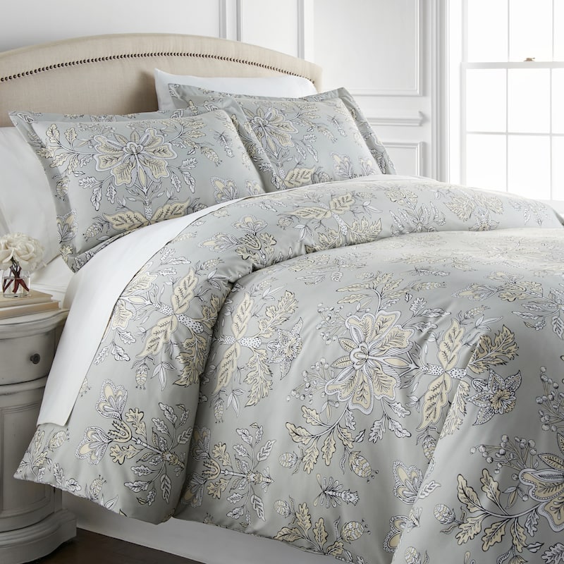 Vilano Plush All Seasons Vintage Garden Down Alternative 3-piece Comforter - King - Sand - 3 Piece