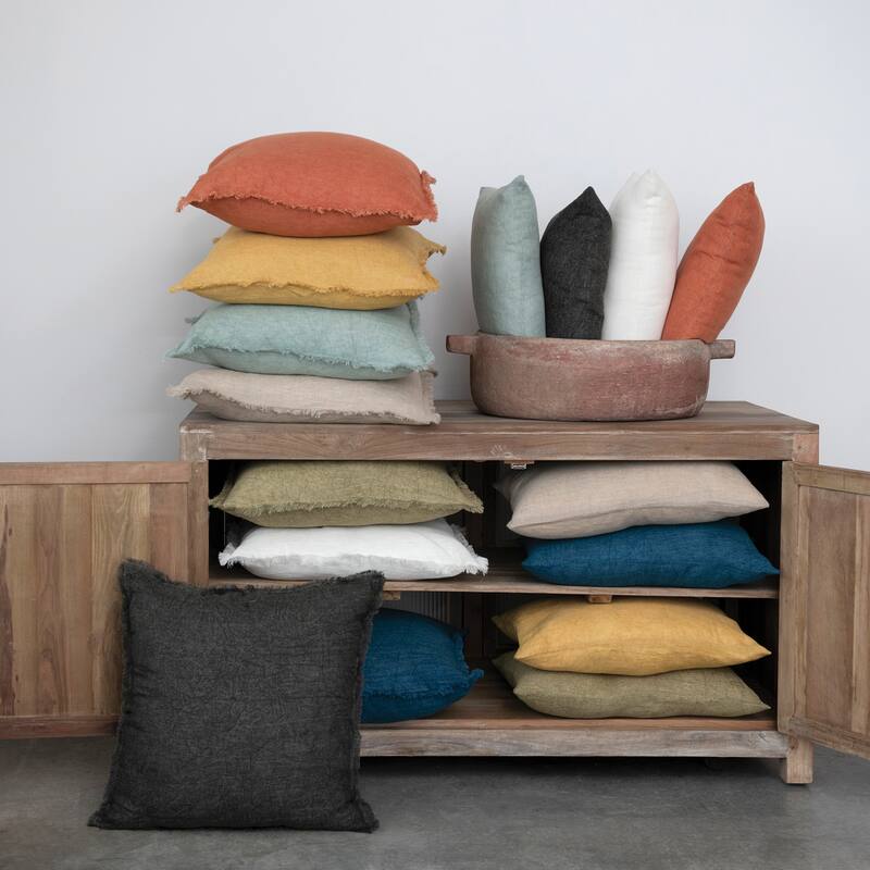 Stonewashed Linen Pillow with Fringe - Mint