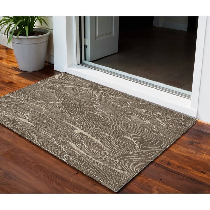 HomeRoots Abstract Transitional Rectangle Outdoor Rug - 3' x 5'