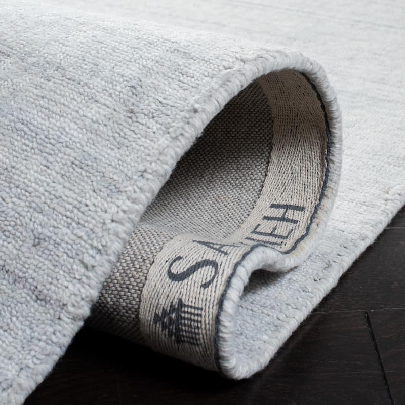 SAFAVIEH Handmade Mirage Ibtihaj Rug