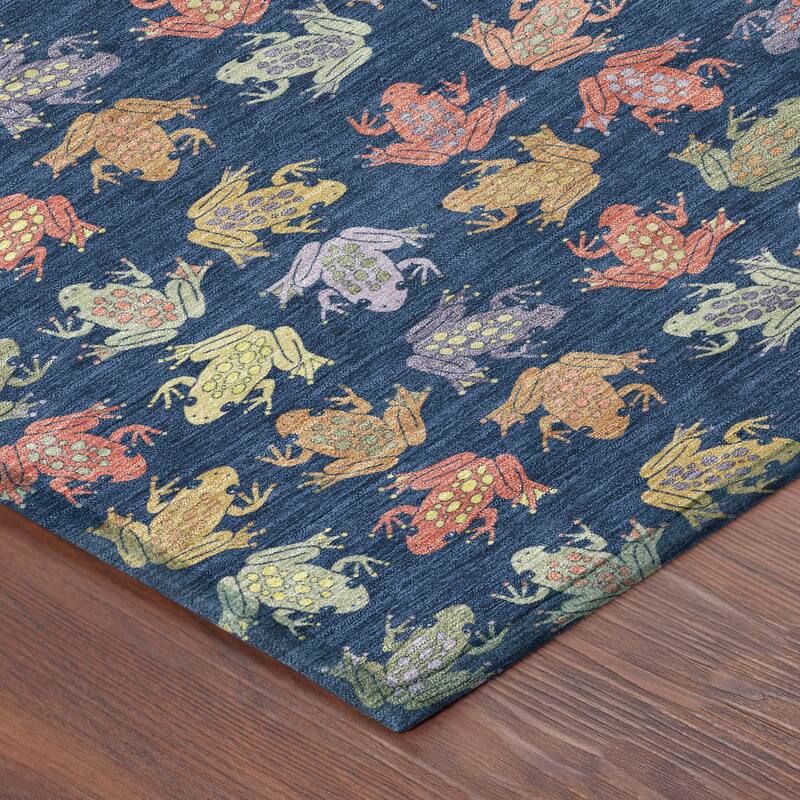 Machine Washable Indoor/ Outdoor Modern Frogs Chantille Rug