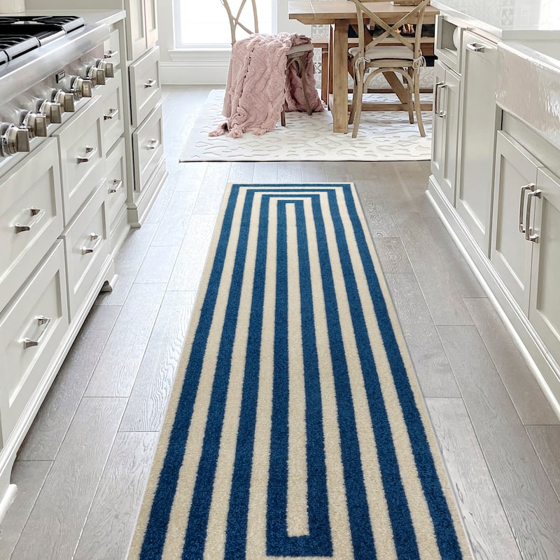 JONATHAN Y Olivier Modern Classic Mitre Stripe Brown/Ivory Rug