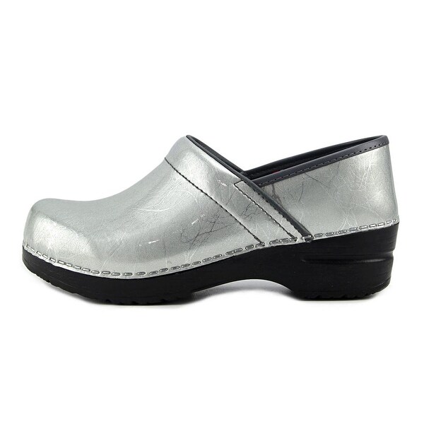 gray clogs