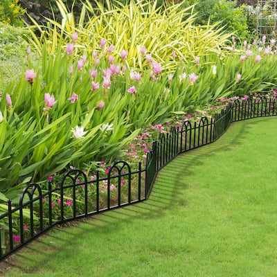 Garden Edging Border for Landscaping- Victorian Fence, 4 Piece Set of Black Interlocking Outdoor Lawn Stakes by Pure Garden (8’)