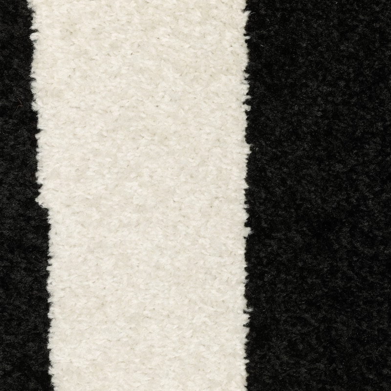 Quartz Abstract Maze Black/ Ivory Area Rug