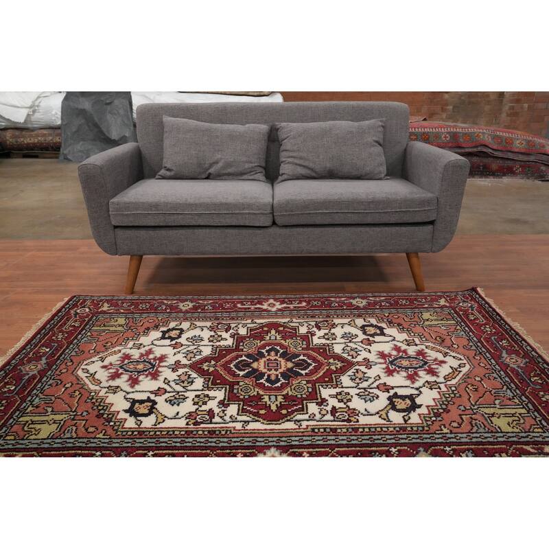 Hand Knotted Oriental 100% Wool Carpet Traditional Medallion Beige & Ivories Heriz (serapi) Area Rug - 6' 1'' X 4' 0''