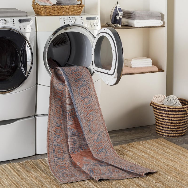 Livabliss Colin Traditional Washable Area Rug.