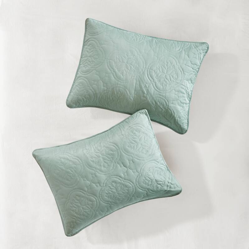 510 Design Hayley Oversized Solid Texture 3 Piece Reversible Bedspread Set