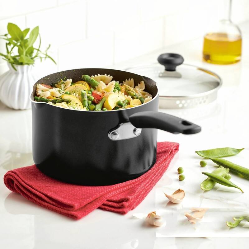 3Quart Aluminum NonStick Straining Saucepan With Lid, Black Bed