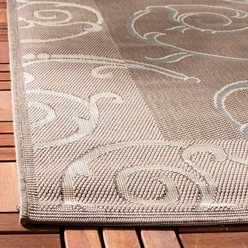SAFAVIEH Courtyard Orazia Indoor/ Outdoor Waterproof Patio Backyard Rug