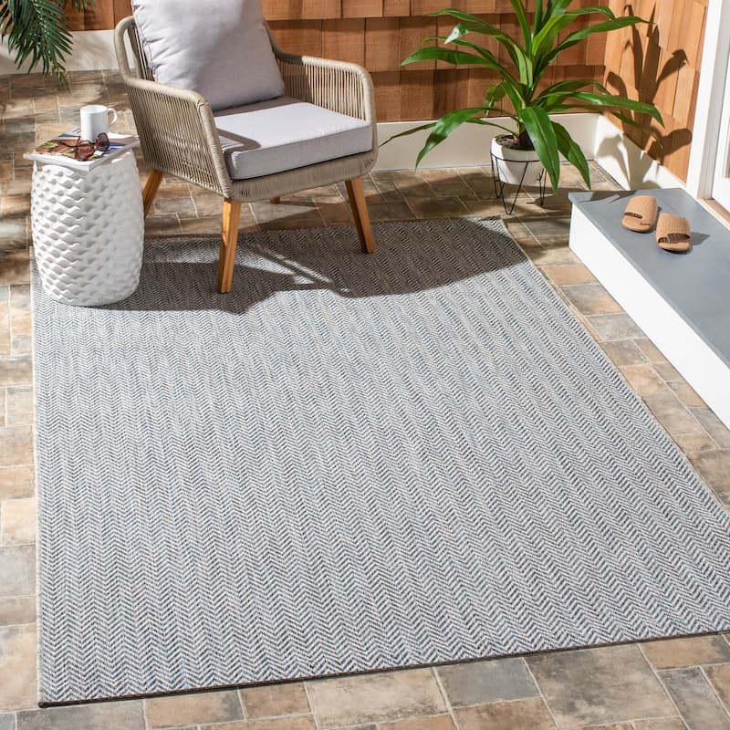 SAFAVIEH Courtyard Carolann Indoor/ Outdoor Waterproof Patio Backyard Rug - 8' x 10' - Grey/Navy