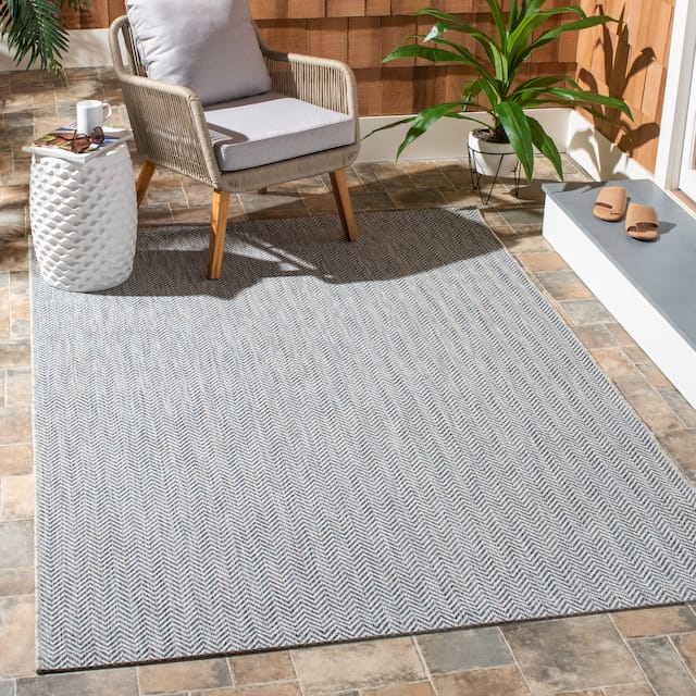 SAFAVIEH Courtyard Carolann Indoor/ Outdoor Waterproof Patio Backyard Rug - 10' x 14' - Grey/Navy