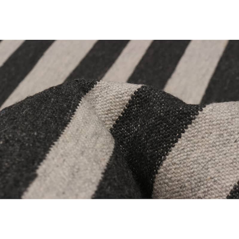 Ankara FW Grey, Grey Kilim 4'11" x 8'0" - 4'11 x 8'0