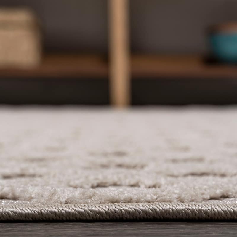 JONATHAN Y Citta High-Low Pile Mini-Diamond Trellis Indoor/Outdoor Area Rug
