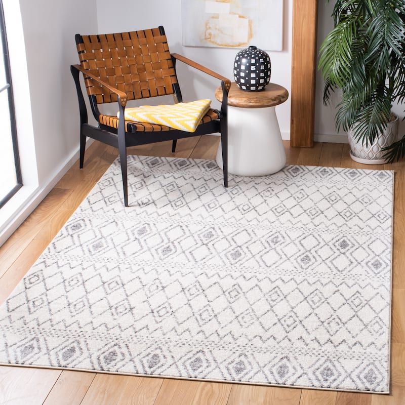 SAFAVIEH Tulum Dhimitra Moroccan Boho Rug - 4'5" x 6'5" - Ivory/Grey