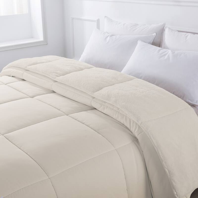 Cozy Down Alternative Reversible Comforter