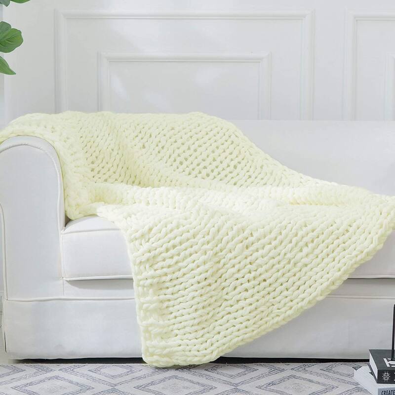 Cheer Collection Ultra Plush Chunky Cable Knit Throw Blanket