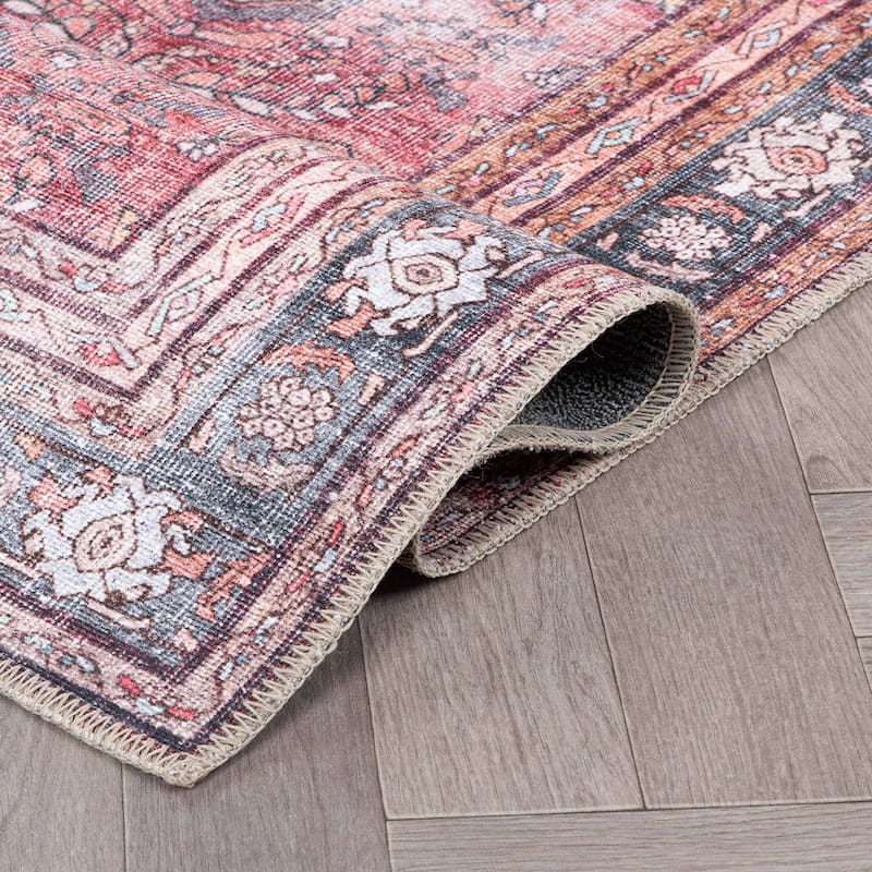 World Rug Gallery Vintage Inspired Machine Washable Non Slip Area Rug
