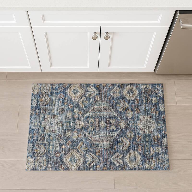 Machine Washable Indoor/ Outdoor Boho Traditional Chantille Rug