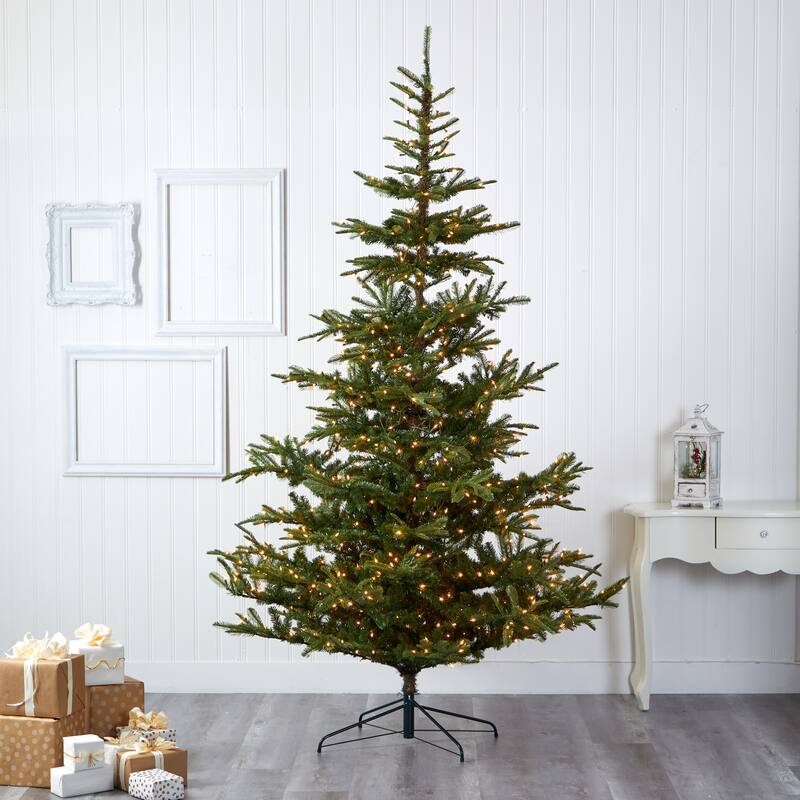 9' Layered Washington Spruce Christmas Tree with 750 Lights - Green