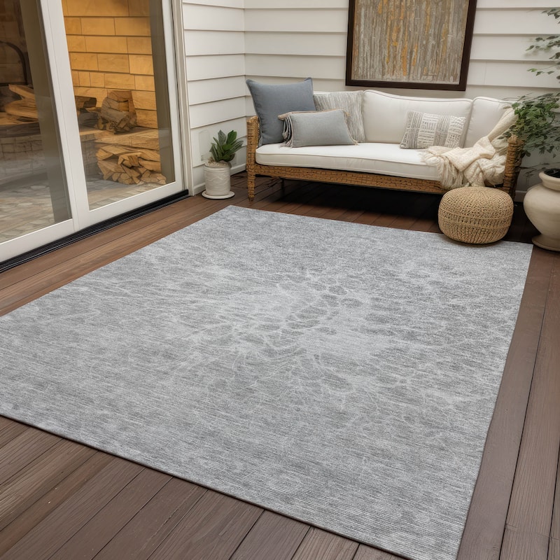 Machine Washable Indoor/ Outdoor Chantille Modern Vintage Floral Rug