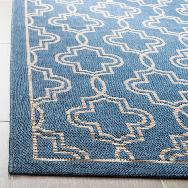 Martha Stewart by SAFAVIEH Marjanca Indoor/ Outdoor Waterproof Rug