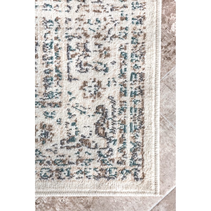 Nuloom Tanith Vintage Medallion Area Rug