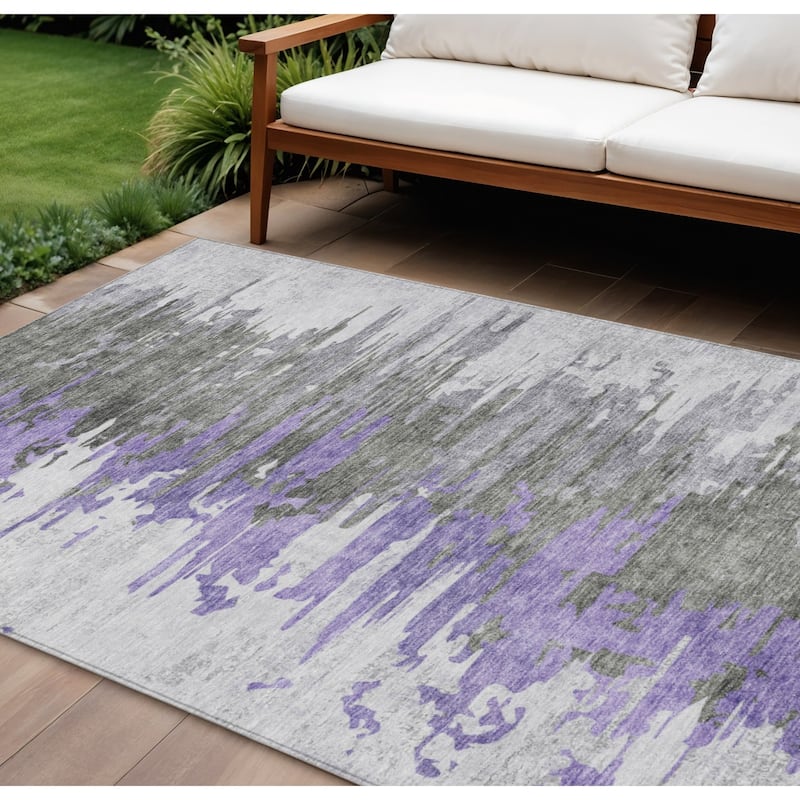 HomeRoots Abstract Transitional Rectangle Outdoor Rug - 10' X 14'