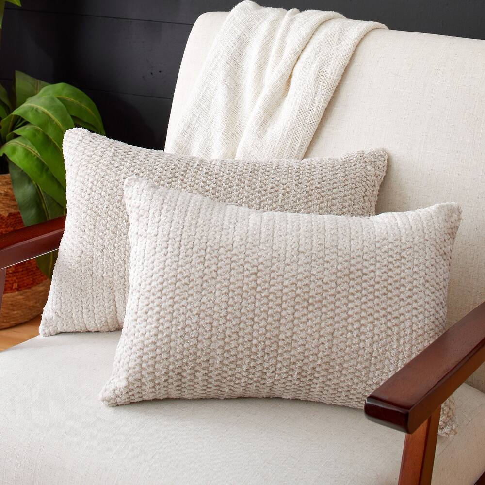 Sorra Home Velvet Shimmer Indoor Textured Knife Edge Lumbar Pillows (Set of 2)