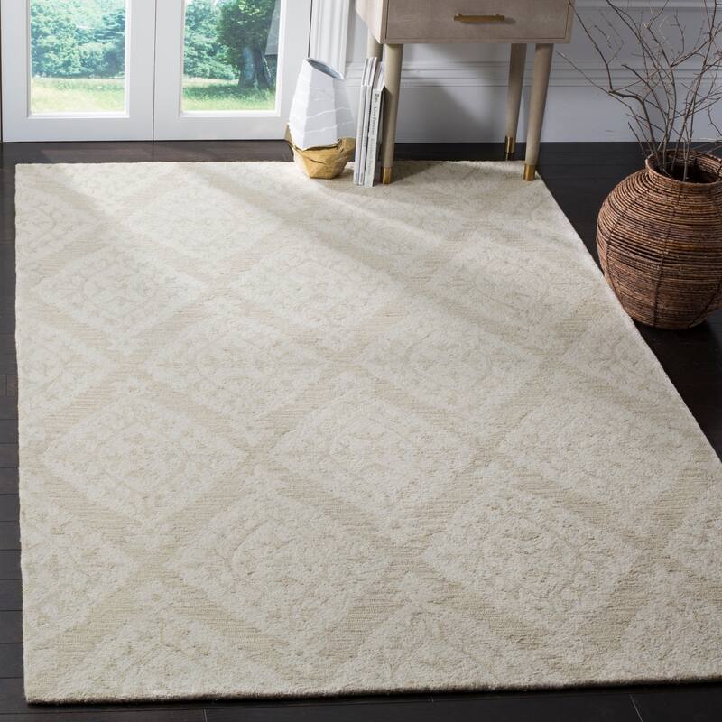SAFAVIEH Handmade Micro-Loop Hyeong Wool Rug - 5' x 8' - Beige