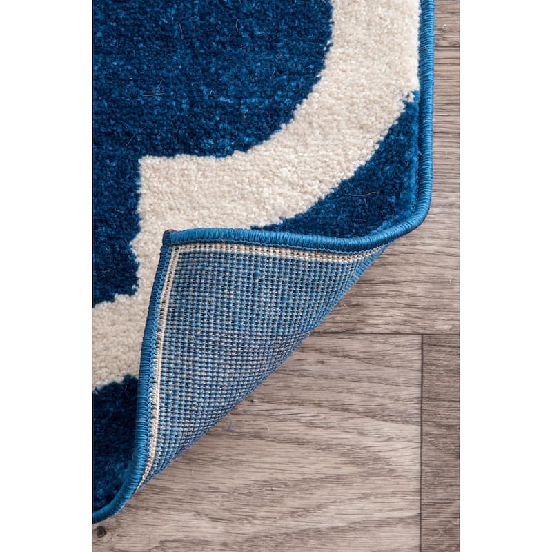 Nuloom Luna Geometric Trellis Area Rug