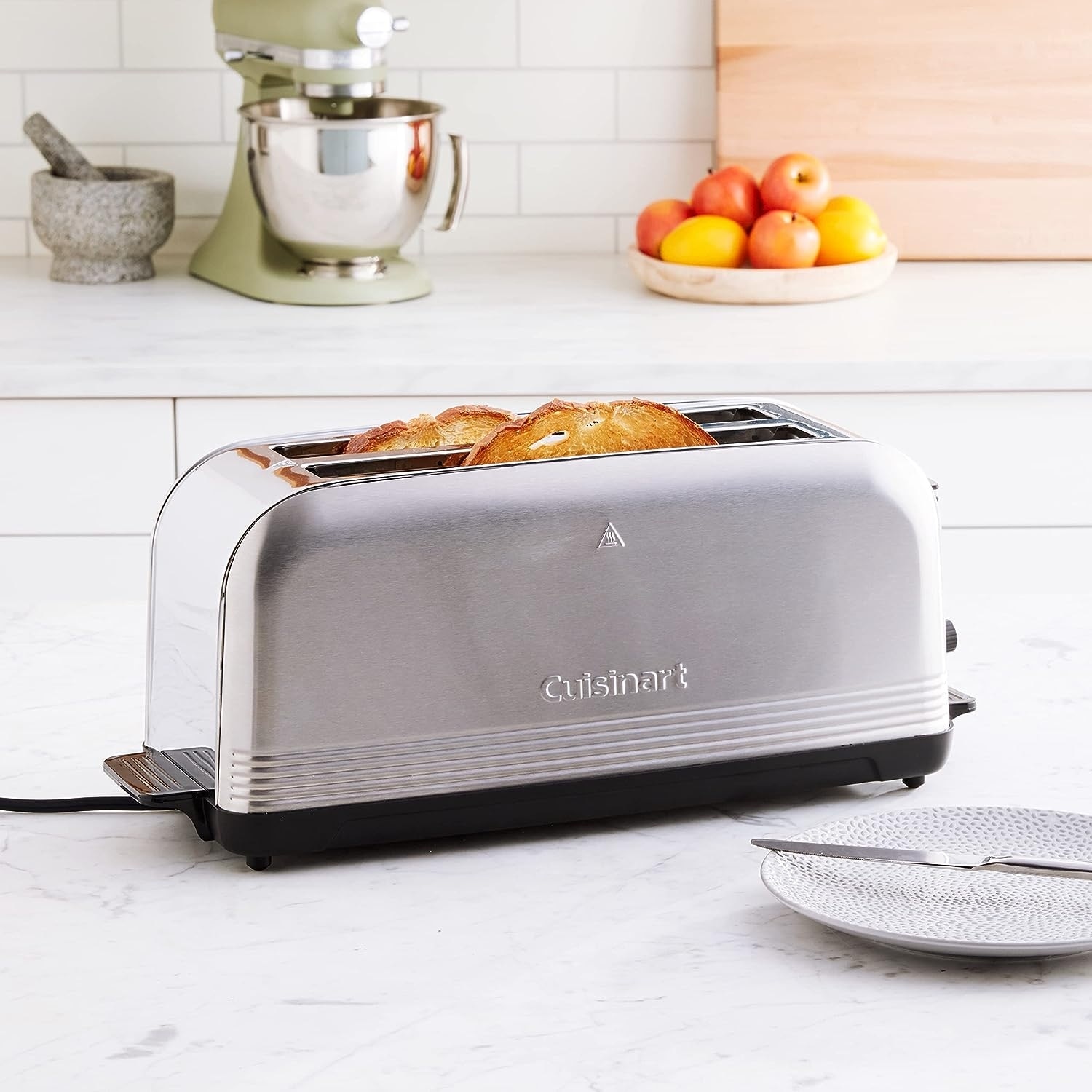 https://ak1.ostkcdn.com/images/products/is/images/direct/1837887a31bafb43d259c22856cfc13911d13cb7/Cuisinart-CPT-2500-Long-Slot-Toaster%2C-Stainless-Steel%2C-Silver%2C-2-slice-long-slot.jpg
