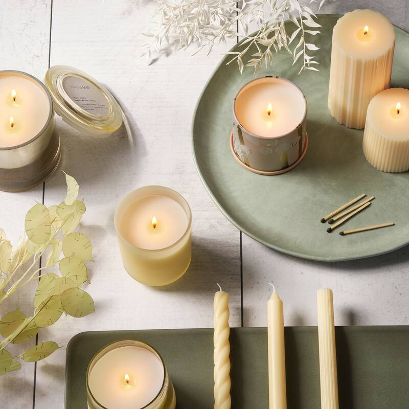 ILLUME Beautifully Done Isla Lily Candle