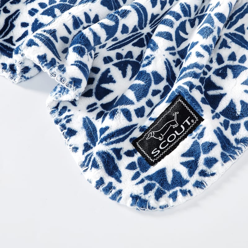 SCOUT Due South 50x70 Throw