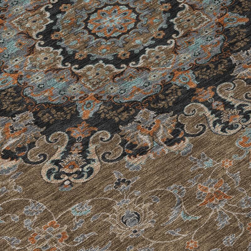 Machine Washable Indoor/ Outdoor Traditional Awaka Chantille Rug