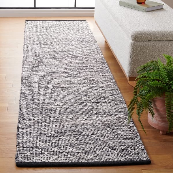 slide 2 of 15, SAFAVIEH Handmade Ebony Qiang Modern Wool Rug