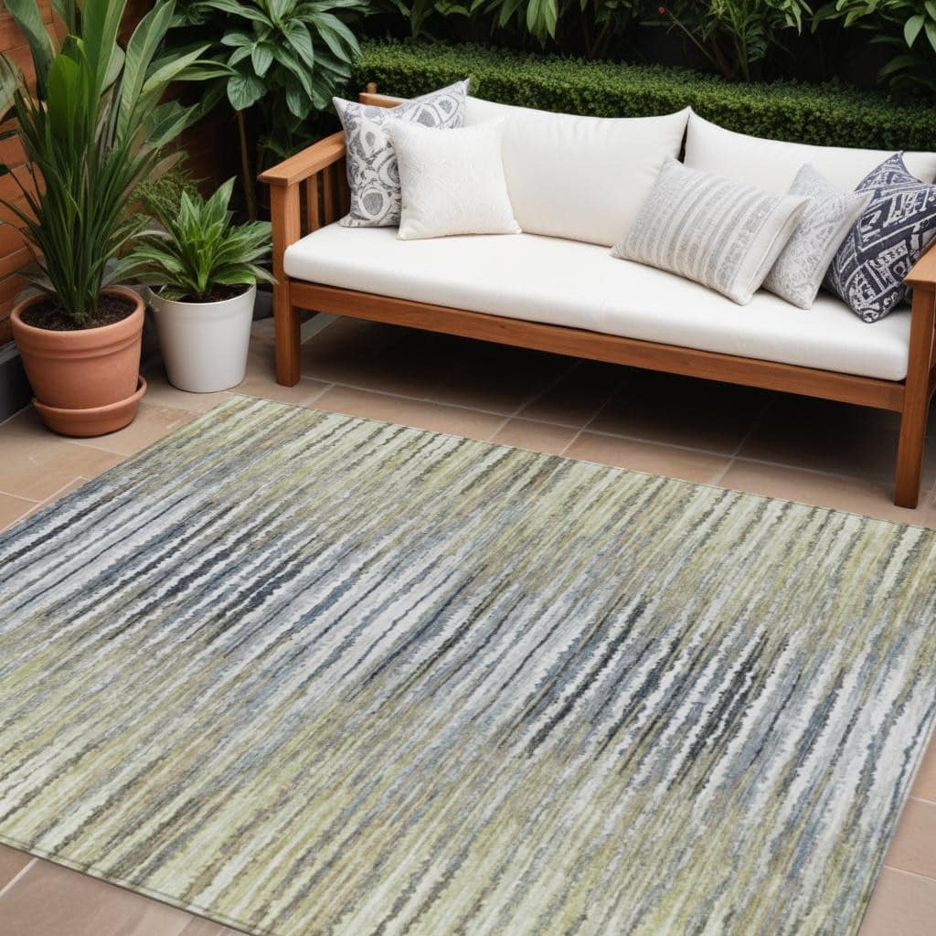 HomeRoots Striped Traditional Rectangle Outdoor Rug
