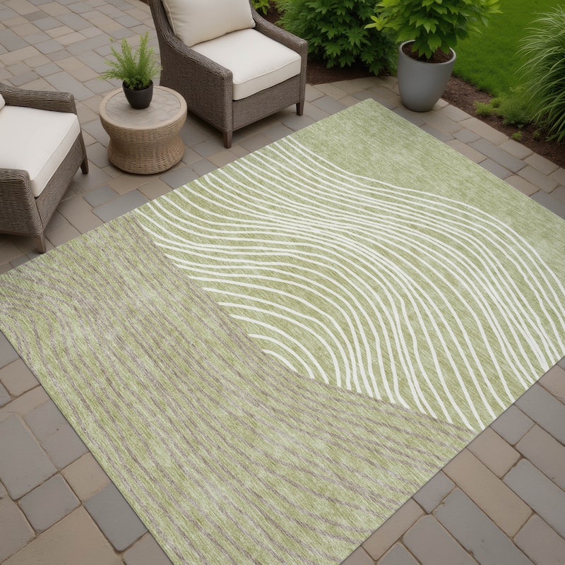 Machine Washable Indoor/ Outdoor Modern Arches Chantille Rug - Aloe - 8' x 10'