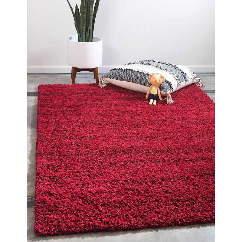 Shag Laurian Collection Area Rug - 6'x9' - Cherry Red