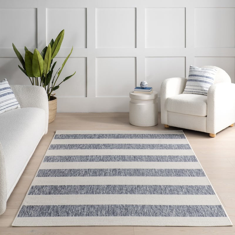 Nuloom Briaana Striped Indoor/Outdoor Area Rug