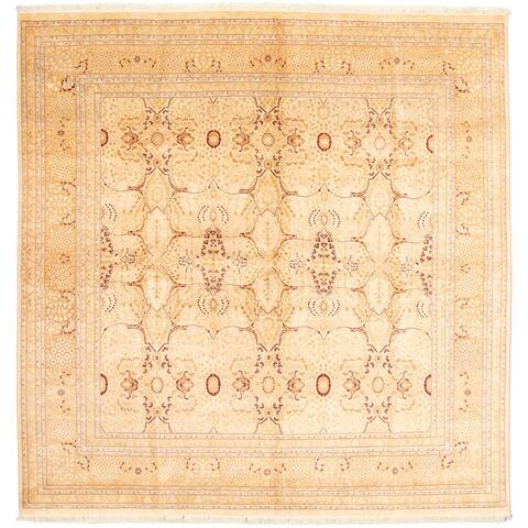 Hand-knotted Peshawar Finest Ivory Wool Rug