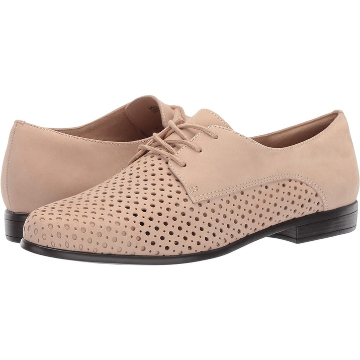 Buy Wide Women's Oxfords Online at