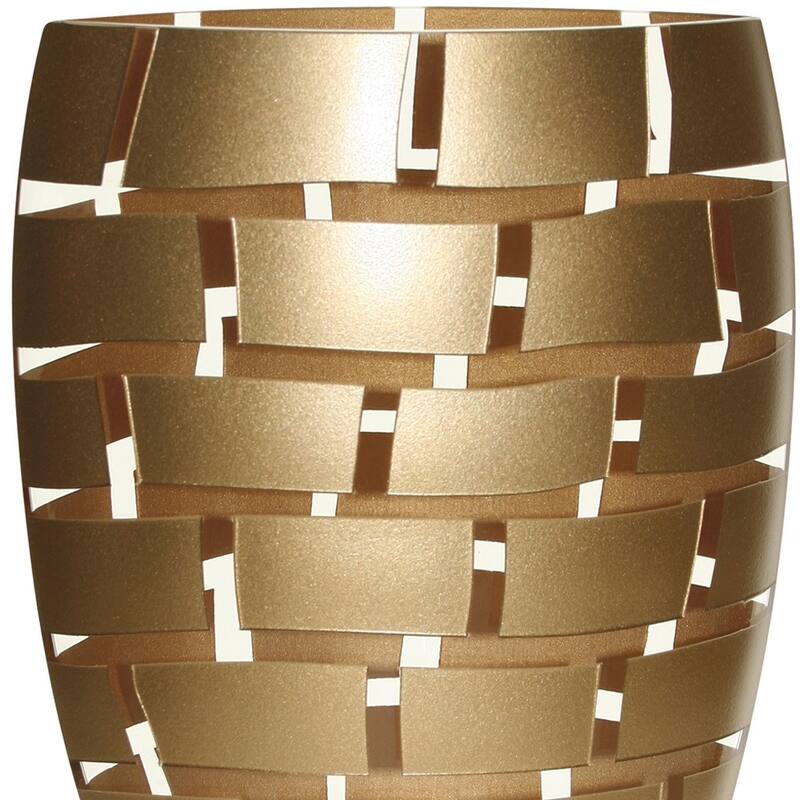 HomeRoots 12" Gold And Clear Geometric Oval Lead Free Crystal Table Vase
